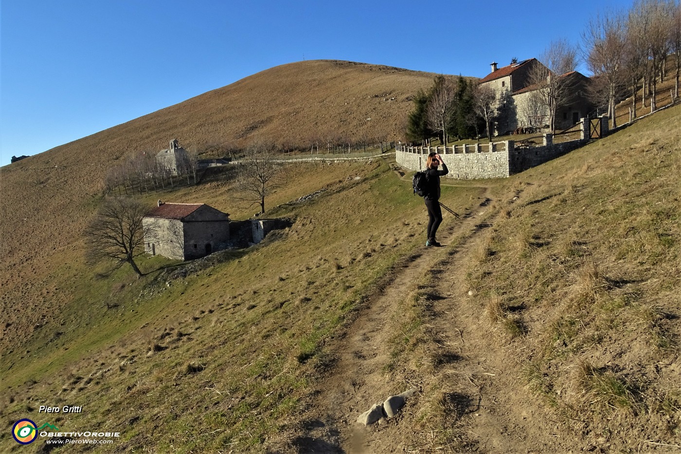 37 Verso la Chiesetta del Linzone.JPG